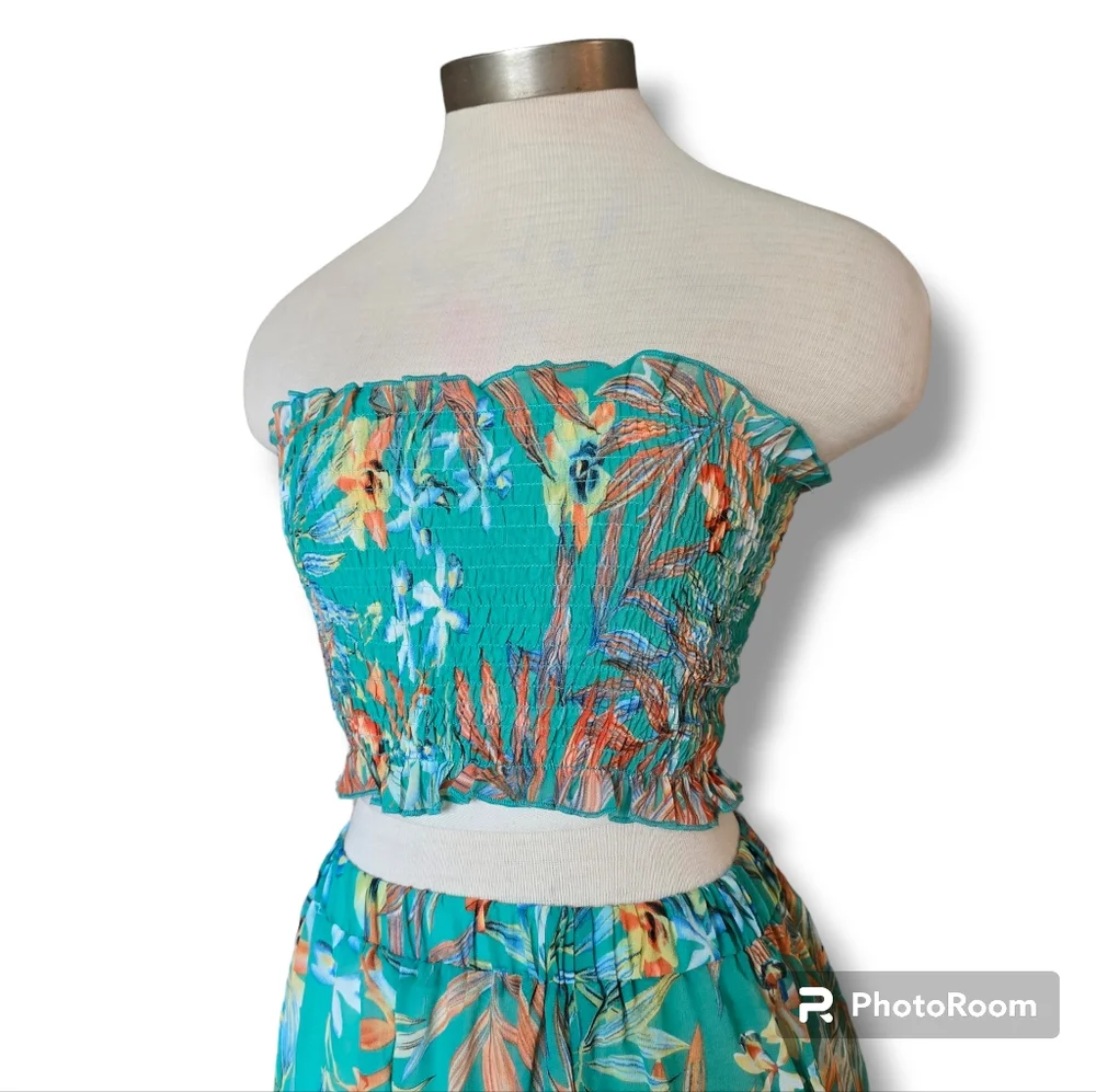 Floerns Women's Summer 2 Piece Crop Tube Top and Split Long Skirt set size small - Picture 4 of 13